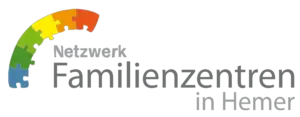 Logo des Netzwerks Familienzentren in Hemer mit bunten Puzzlestücken.